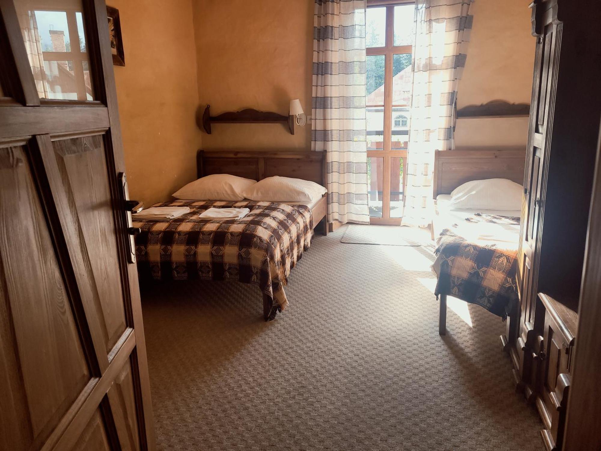 Gosciniec Pod Lipa Bed & Breakfast Szklarska Poreba Ruang foto