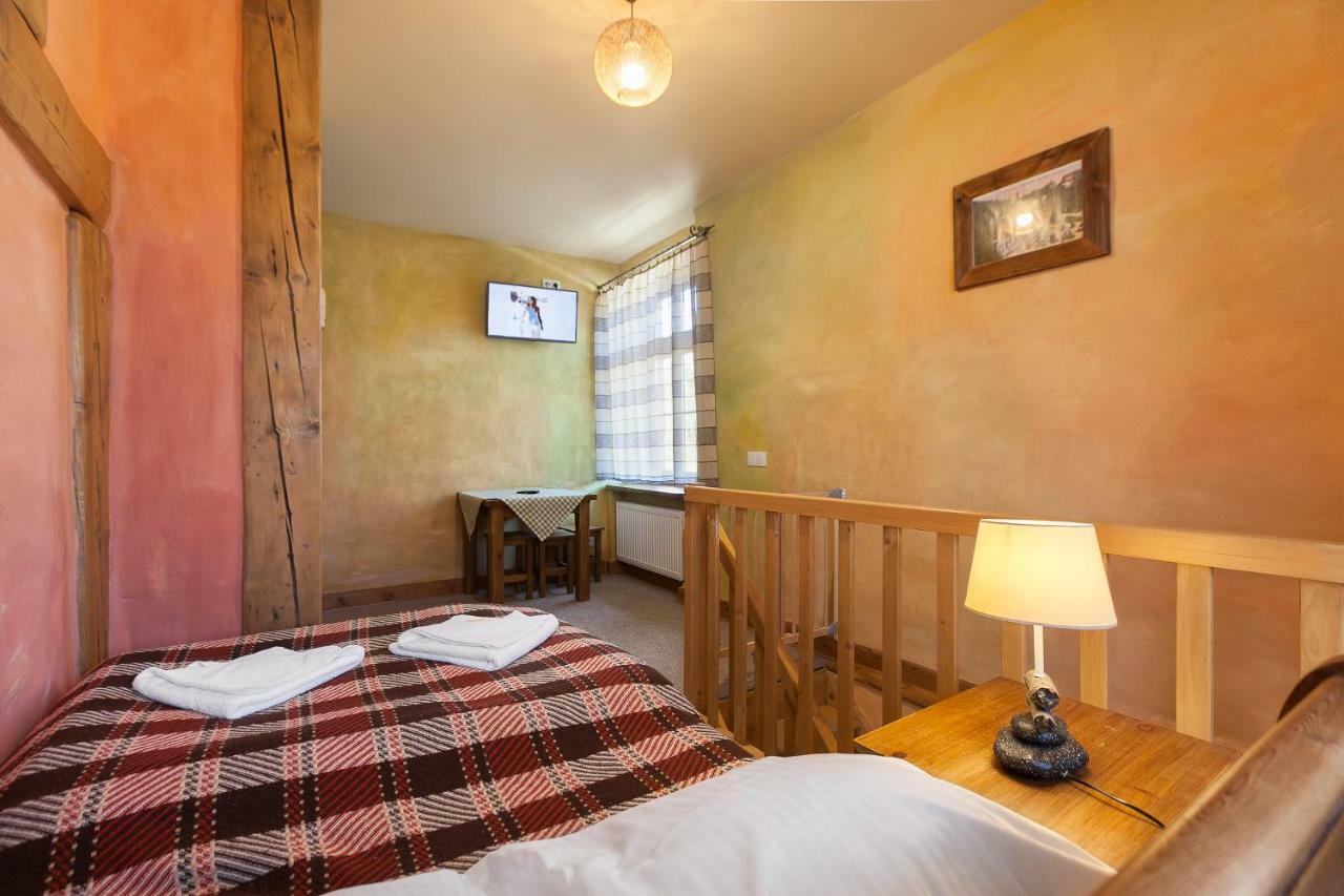 Gosciniec Pod Lipa Bed & Breakfast Szklarska Poreba Bagian luar foto